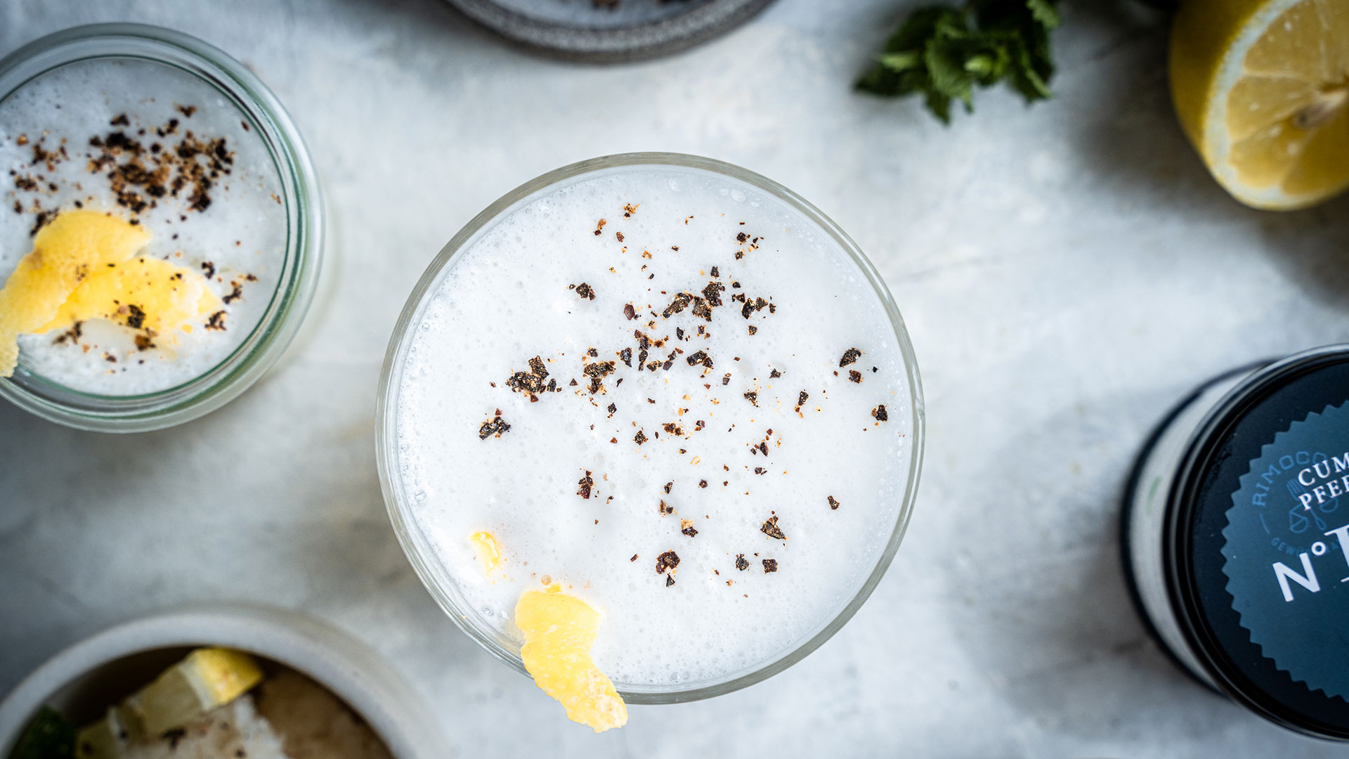 zitronensorbet-mit-prosecco-sgroppino-al-limone-cumeo-pfeffer-123-rimoco-von-oben